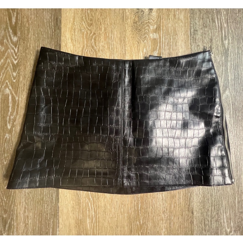 H&M Divided Mini Skirt Womens 12 Black‎ Croc Embossed Faux Leather Zip Side